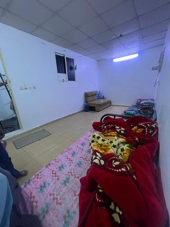 Hara, Rooms for Rent, SAR 1300/month,  20 Sq. Meter,  Spacious Room For Rent In A 3-Bedroom Apartment ( Hai Al Wazaraat, Hara )