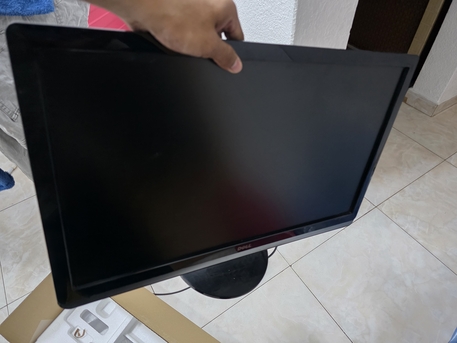 Riyadh, Computers, SAR 200,  Dell Monitor For Sale &ndash; Excellent Condition &ndash; 200 SAR