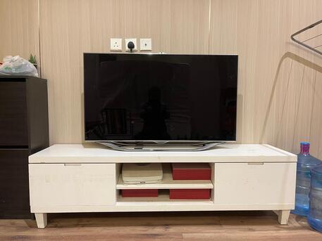 Riyadh, Electronics, SAR 500,  Samsung 46" TV Series 8 - UA46ES8000