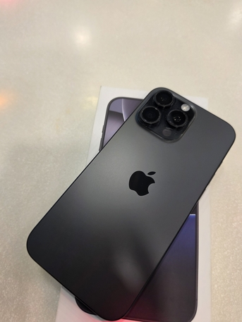Dammam, Mobile Phones, SAR 3700,  IPhone 16 Pro Max 512 GB