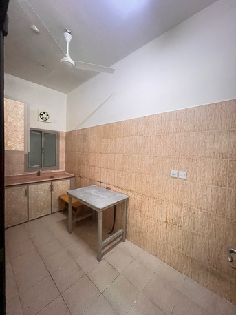 East Riffa, Apartments, Flats, Houses & Villas, BHD 125/year,  1 BR,  Studio Flat For Rent 125 With Ewa In Riffa Near Lulu Hupermarkt And IMC Hospitel