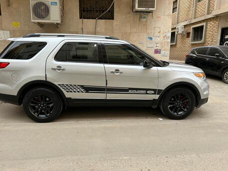 Al Wizarat, Vehicles, Cars & Trucks , SAR 40000,  Ford Explorer,  2015,  Automatic,  223452 KM,    Excellent Condition