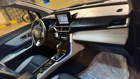 Riyadh, Vehicles, Cars & Trucks , SAR 56500,  TOYOTA VELOZ =,  2024,  Automatic,  25000 KM,  7 SEATER ORIGINAL CONDITION FREE OF ACCIDENT-3
