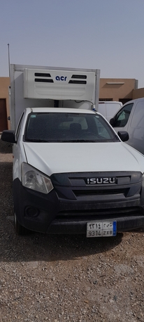 Riyadh, Vehicles, Cars & Trucks , Isuzu I-Series,  2023,  Manual,  144000 KM,