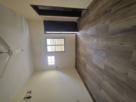 Umm Al Hassam, Apartments, Flats, Houses & Villas, BHD 160/month,  2 BR,  ?2BATHROOM Hall Kitchen Without Electricity Balcony