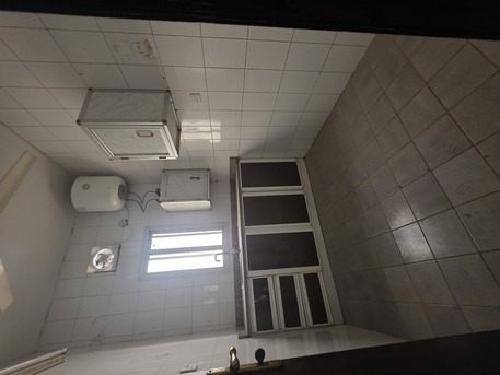 Umm Al Hassam, Apartments, Flats, Houses & Villas, BHD 160/month,  2 BR,  ?2BATHROOM Hall Kitchen Without Electricity Balcony