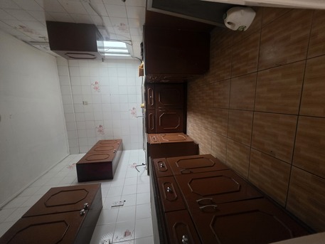 Umm Al Hassam, Apartments, Flats, Houses & Villas, BHD 190/month,  2 BR,  &2BATHROOM Hall Kitchen Without Electricity Balcony