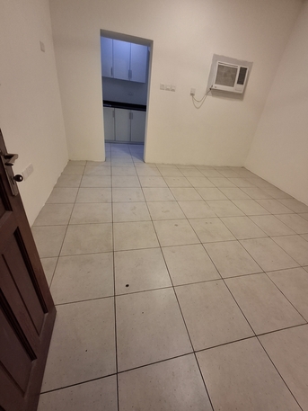 Hoora, Apartments, Flats, Houses & Villas, BHD 140/month,  1 BR,  Studio 140bd With Ewa Ac Near Tea House Hoora