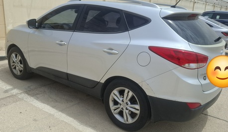 Al Sulaymaniyyah, Vehicles, Cars & Trucks , SAR 32000,  Hyundai Tucson,  2014,  Automatic,  225000 KM,  Hyundai Tuscon 5 Seater 4x4 Model