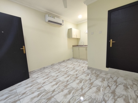 Zinj, Apartments, Flats, Houses & Villas, BHD 120/year,  1 BR,  Zinj:- Studio Flat On Rent With Unlimited Ewa..