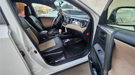 Jeddah, Vehicles, Cars & Trucks , SAR 380000,  Toyota RAV4 AUTOMATIC 2015,  2015,  Automatic,  268 KM,    - Good Condition CAR - 38000 SAR Negotiable