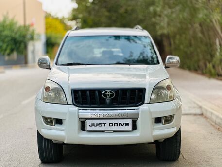 Manama, Vehicles, Cars & Trucks , BHD 3250,  Toyota Prado,  2003,  Automatic,  270000 KM,    MODEL WELL MAINTAINED 7 SEATER SUV CALL OR WHATSAPP ON 35400768 ,3366508