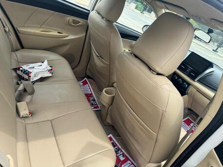Manama, Vehicles, Cars & Trucks , BHD 2650,  Toyota Yaris SE 1.5,  2015,  Automatic,  160000 KM,  Toyota -Yaris