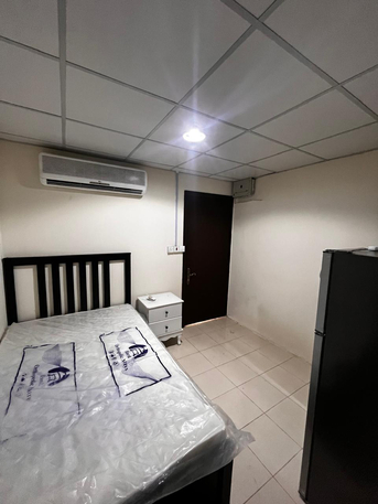 Al Malaz, Apartments, Flats, Houses & Villas, SAR 1800/month,  1 BR,  Fully Furnished Studio Room For Rent.