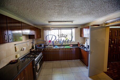 Nairobi, Apartments, Flats, Houses & Villas, KES 220000/month,  4 BR,  Kilimani &ndash; 4-Bedroom Corner Villa With Private Garden To Let