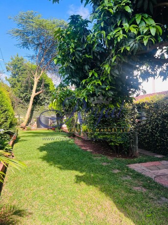 Nairobi, Apartments, Flats, Houses & Villas, KES 220000/month,  4 BR,  Kilimani &ndash; 4-Bedroom Corner Villa With Private Garden To Let