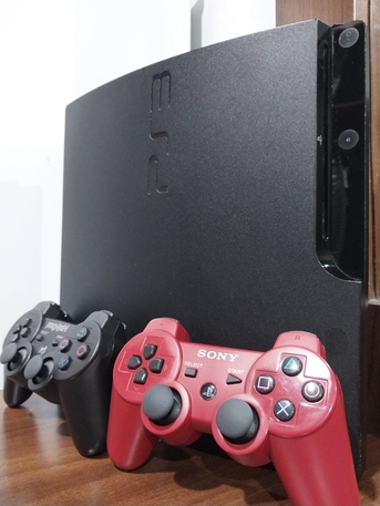 Riyadh, Video Games, SAR 500,  Sony Playstation 3 (PS3) Slim | HEN CFW | PS1+PS2+PS3 Compatible | Bundle