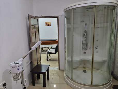 Isa Town, Businesses For Sale, Fully Equipped Ladies Salon For Sale In Isa Town In Close Proximity To Jidhali & Tubli