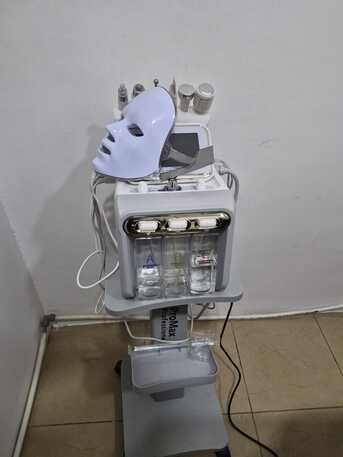 Isa Town, Businesses For Sale, Fully Equipped Ladies Salon For Sale In Isa Town In Close Proximity To Jidhali & Tubli