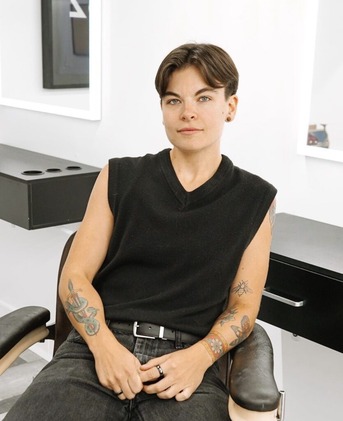 New York, Health, Cuts On Lime Barbershop