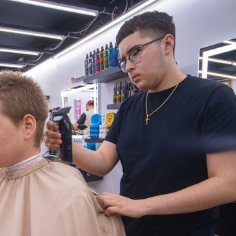 New York, Health, Cuts On Lime Barbershop