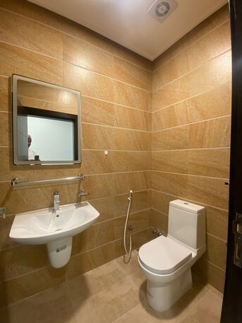 Kuwait City, Apartments, Flats, Houses & Villas, KWD 580/month,  3 BR,  Basement Apartment For Rent In Zahraa With A Yard