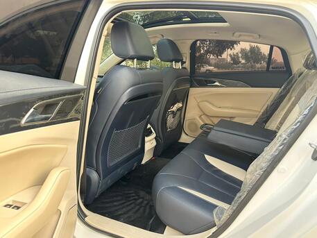 Riyadh, Vehicles, Cars & Trucks , SAR 52000,  Hongqi H5,  2024,  Automatic,  49000 KM,    35 TD Fully Loaded With Sunroof For Sales