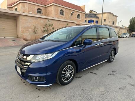 Riyadh, Vehicles, Cars & Trucks , SAR 49000,  Honda Odyssey,  2018,  Automatic,  189000 KM,   Honda Odysee Family Used Car For Sales
