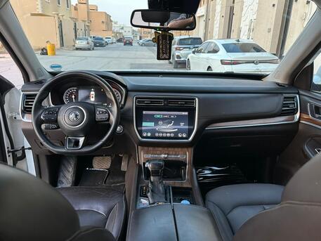Riyadh, Vehicles, Cars & Trucks , SAR 48000,  MG RX8,  2020,  Automatic,  119000 KM,    30T AWD Full Options With Panoramic Sunroof For Sales