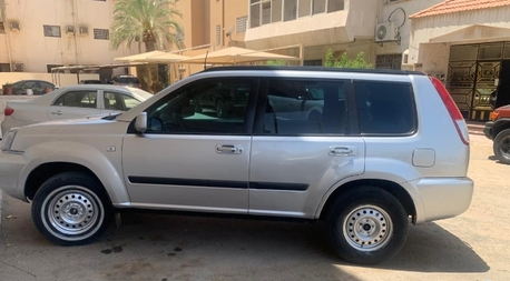 Jeddah, Vehicles, Cars & Trucks , SAR 15000,  Nissan X-Trail,  2011,  Automatic,  456541 KM,  Urgent Sell 15900