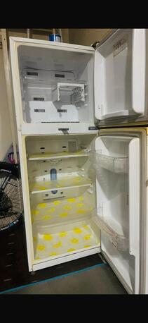 Riyadh, Appliances, SAR 400,  Samsung Refrigerator Big Size For Sale