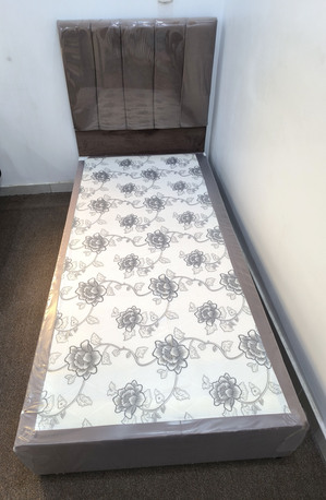 Jeddah, Furniture, SAR 225,  Single Bed With Mattress!  Sr.225!  Brand New Condition!  Clean!  Hygienic!