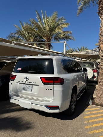 Jeddah, Vehicles, Cars & Trucks , SAR 387000,  TOYOTA Land Cruiser VXR Top Line 2025,  2025,  Automatic,  15000 KM,  TOYOTA  Land Cruiser VXR Top Line  MODEL