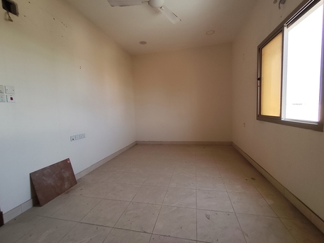 Tubli, Apartments, Flats, Houses & Villas, BHD 160/year,  2 BR,  Tubli:- 2Bhk Unfurnished Flat On Rent Close To Toyota Plaza..