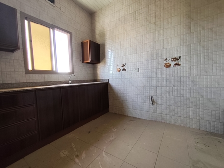Tubli, Apartments, Flats, Houses & Villas, BHD 160/year,  2 BR,  Tubli:- 2Bhk Unfurnished Flat On Rent Close To Toyota Plaza..