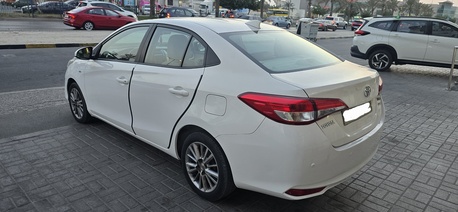 Riffa, Vehicles, Cars & Trucks , BHD 3300,  Toyota Yaris,  2019,  Automatic,  88000 KM,  Urgent Sale  1.5  Single Owner Expat Leaving Call Or Whatsap 33490123