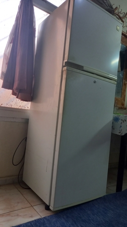 Al Iskan, Appliances, SAR 400,  Daewood Refrigerator And Freezer  FR-251