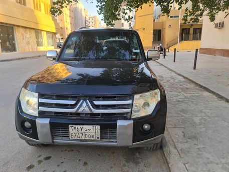 Riyadh, Vehicles, Cars & Trucks , SAR 24500,  Mitsubishi Pajero,  2008,  Automatic,  348 KM,