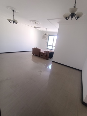 Gudaibiya, Apartments, Flats, Houses & Villas, BHD 180/month,  2 BR,  2 Bedroom Spacious Family Flat For Rent In Gudaibiya*35529070