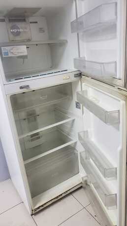 Al Rakah Al Shamaliyah, Household Items, SAR 400,  I Would Like To Sell LG Fridge(Refrigerator), Water Dispenser