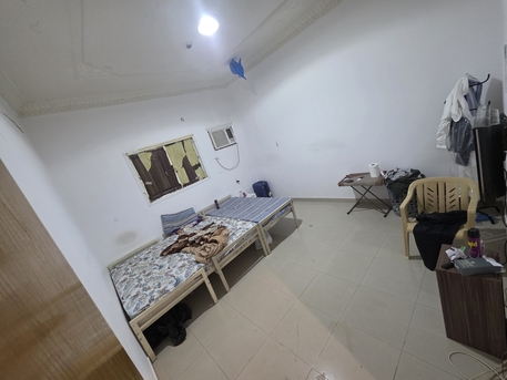 Riyadh, Apartments, Flats, Houses & Villas, SAR 850/month,  1 BR,  Apartment Available For Sharing At Rawdha