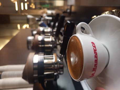 Al Yasmin, Job Seekers, Professional Barista