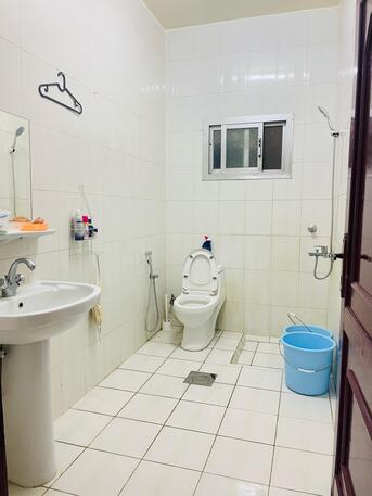 Al Batha, Rooms for Rent, SAR 900/month,  Furnished,  100 Sq. Feet,  SINGLE ROOM AVAILABLE IN A TWO BEDROOM HALL APARTMENT For INDIAN BACHELOR