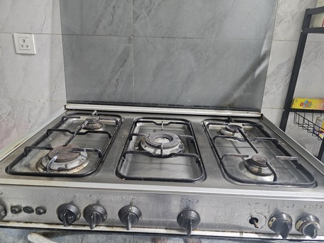 Jeddah, Appliances, SAR 180,  5 Burner Gas Stove With Oven