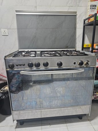 Jeddah, Appliances, SAR 180,  5 Burner Gas Stove With Oven