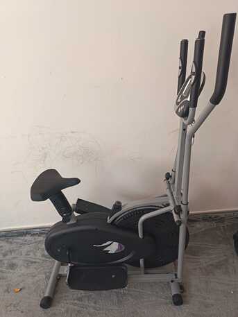 Al Malaz, Sporting Goods, SAR 250,  Elliptical Trainer For SALE