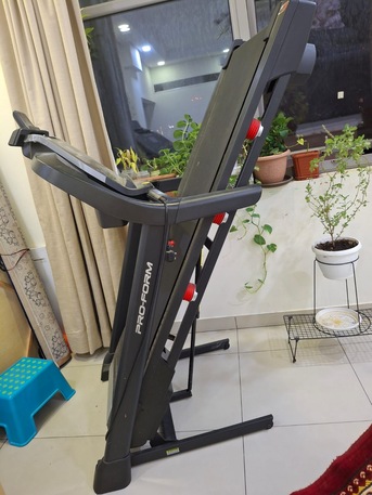 Umm Al Hassam, Sporting Goods, BHD 120,  Thread Mill