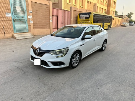 Riyadh, Vehicles, Cars & Trucks , SAR 26000,  Renault Megane,  2021,  Automatic,  114000 KM,    1st Owner N Accident Free Car For Sales