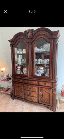 Khobar, Furniture, SAR 2600,  Dining Table + China Cabinet