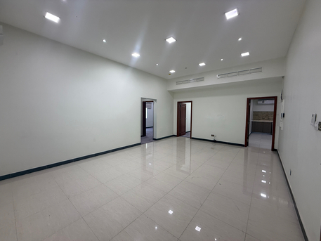 Tubli, Apartments, Flats, Houses & Villas, BHD 300/year,  3 BR,  Do You Looking Spacios 3 Bhk Flat???spacious Semi Furnished 3 Bhk